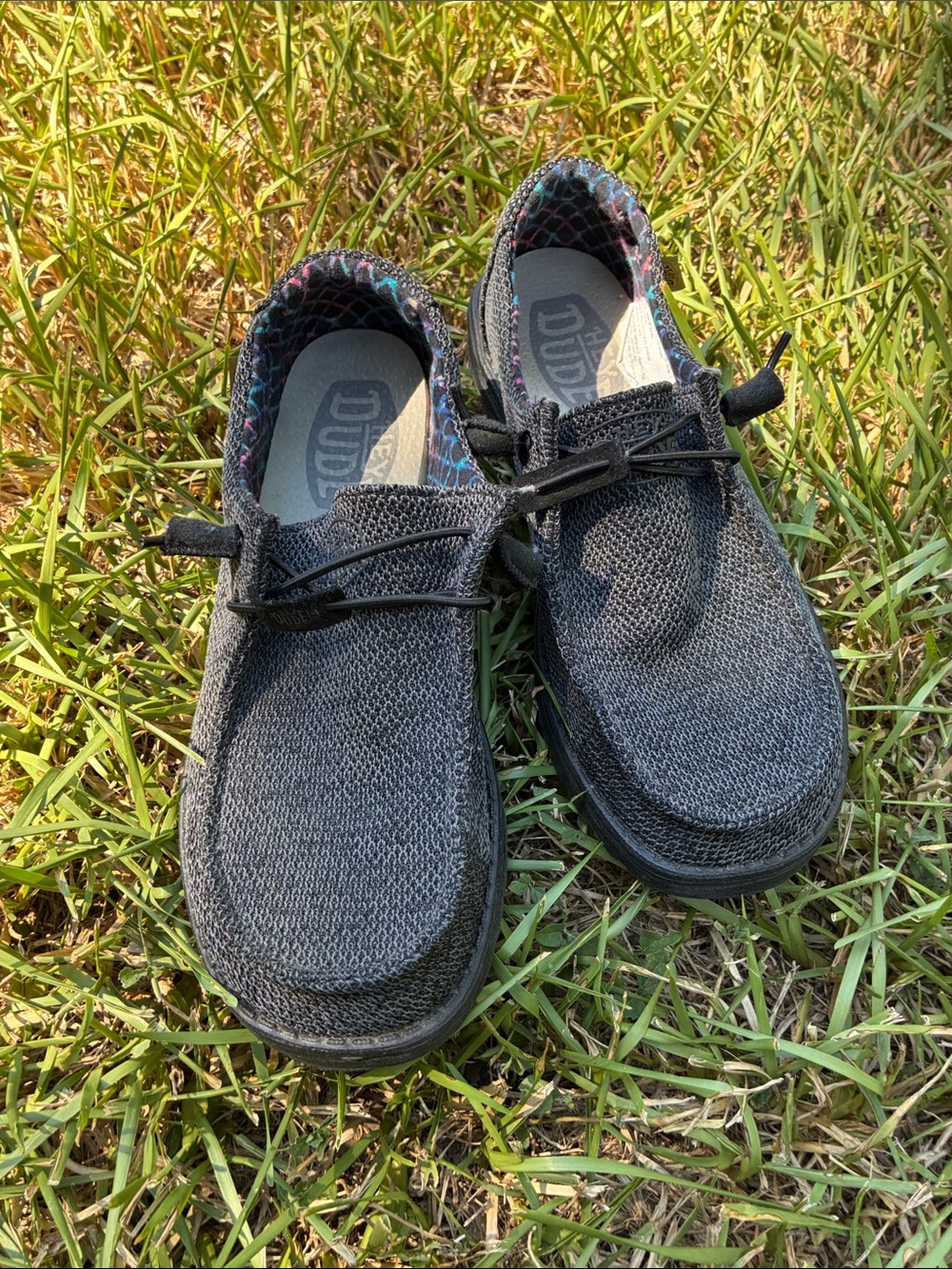 Women’s Black Knit Casual Slip-On